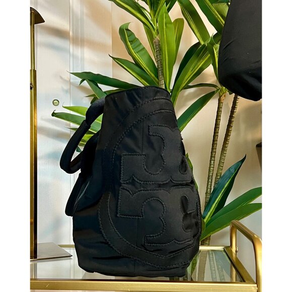 ✺ AUTHENTIC TORY BURCH BLACK NYLON EAST WEST TOTE - Picture 5 of 10